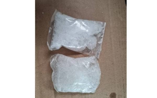 Syabu yang berjaya dirampas daripada suspek yang bertindak agresif sebelum berjaya ditahan di Manggatal, Kota Kinabalu pada Isnin.