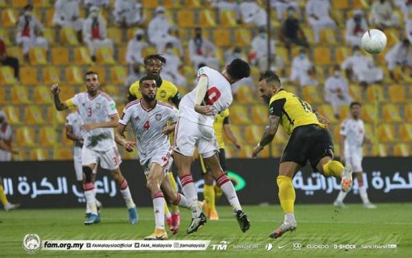 Aksi de Paula ketika skuad Harimau Malaya menentang Emiriah Arab Bersatu (UAE) pada Pusingan Kedua Kelayakan Piala ASia di Dubai Jun lalu.
FOTO: FB FAM