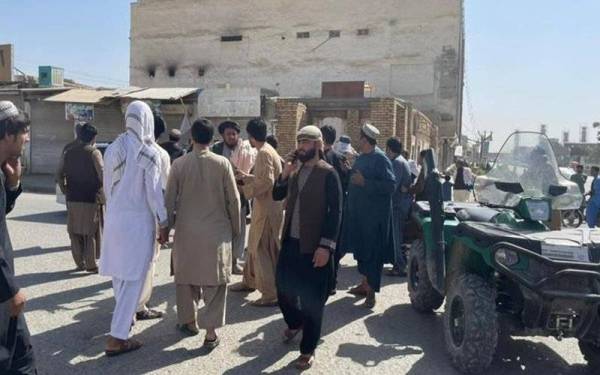 Letupan itu berlaku beberapa hari selepas serangan bom bunuh diri yang dilakukan kumpulan Daesh/ISIS di sebuah masjid di utara bandar Kunduz yang mengorbankan 46 nyawa. - Foto Agensi Anadolu