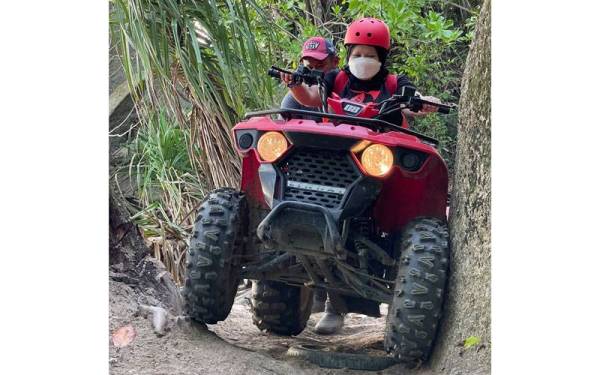 Pantai Esen ATV Extreme Park menyediakan lima cabaran antaranya cerun dan kebun getah.