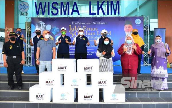 Syed Abu Hussin (tengah) ketika Majlis Pra Pelancaran Sambutan Jubli Emas 50 Tahun LKIM di Wisma LKIM, Pulau Meranti di Puchong pada Jumaat. - Foto Sinar Harian MOHD HALIM ABDUL WAHID.