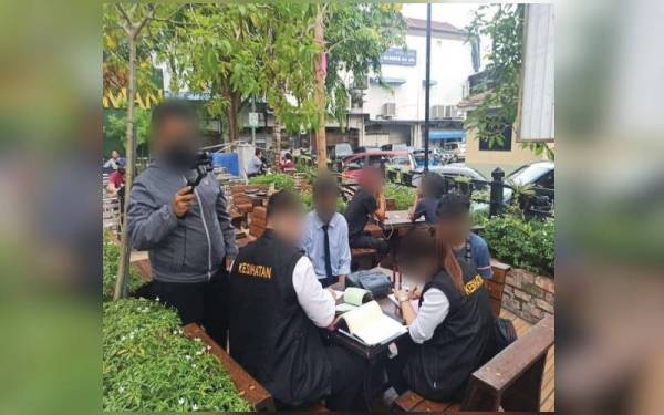 Lima kesalahan dikenakan ke atas pemilik premis kerana gagal mempamerkan tanda larangan merokok dan memastikan tiada individu merokok di premis