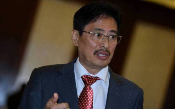 Azam Baki - Foto fail Bernama