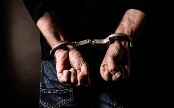 Suspek dikehendaki berhubung kes pemerdagangan orang dan penemuan kubur di Wang Kelian, Perlis pada 2015. - Foto hiasan/123RF