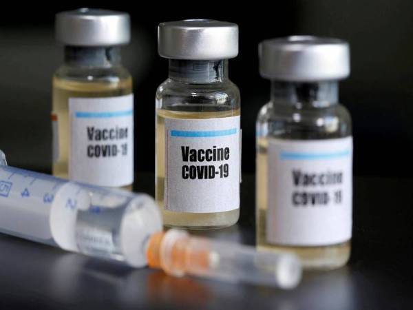 Uganda mendesak orang untuk tidak mencampur vaksin Covid-19