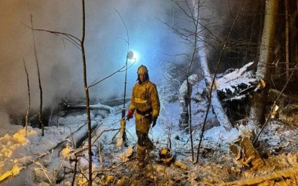 Sebuah pesawat kargo An-12 terhempas di wilayah Irkutsk Rusia pada Rabu.- Foto Reuters