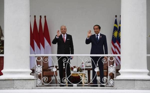 Perdana Menteri Datuk Seri Ismail Sabri Yaakob mengadakan lawatan rasmi tiga hari ke Indonesia bermula semalam. - Foto Bernama