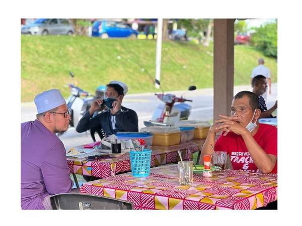 Muhammad Al-Afiz mendekati masyarakat DUN Bukit Katil.