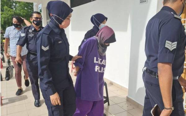 Ibu saudara kepada kanak-kanak lelaki berusia lima tahun yang jatuh dari tingkat 16 di sebuah kondominium di Selayang, direman tujuh hari oleh Mahkamah Majistred di sini pada Khamis.