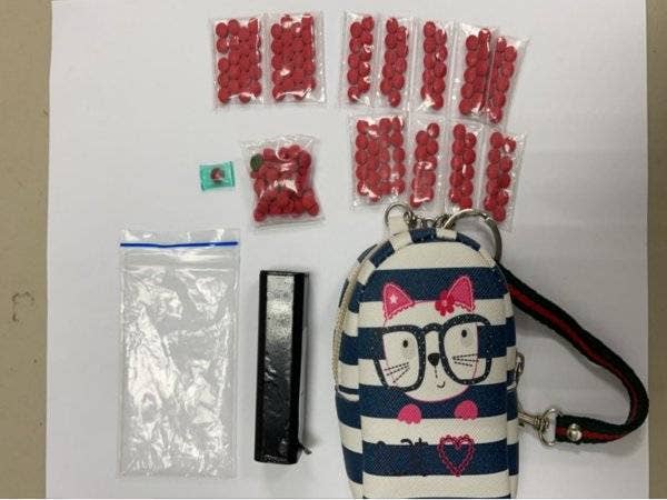 Pil yaba yang dirampas dalam serbuan di Kampung Repek, Pasir Mas pada Sabtu.