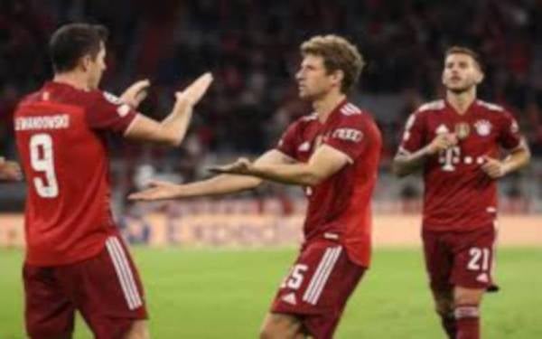 Bayern antara kelab terjejas selepas sebahagian besar pemainnya positif Covid-19 menjalani kuarantin.