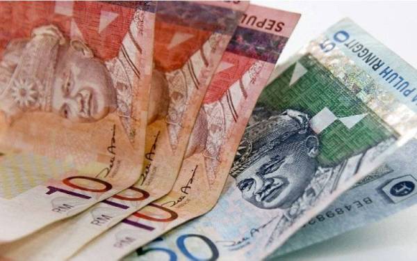 Mata wang tempatan susut kepada 4.2325/2365 berbanding dolar AS daripada 4.2295/2300 ketika ditutup pada Khamis.