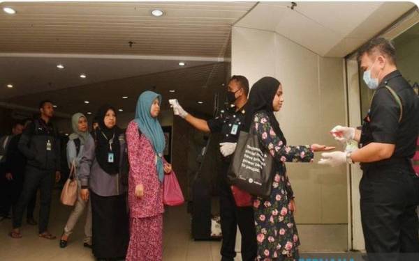 Kementerian telah memasukkan peruntukan baharu berhubung waktu kerja fleksibel serta cadangan pengurangan waktu kerja mingguan bagi wanita dalam pindaan Akta Kerja 1955. Gambar hiasan Bernama
