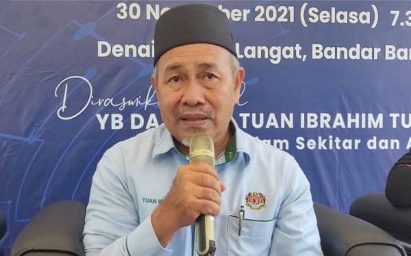 Tuan Ibrahim ketika sidang akhbar selepas Majlis Perasmian Denai Sungai Langat, Bangi pada Selasa.