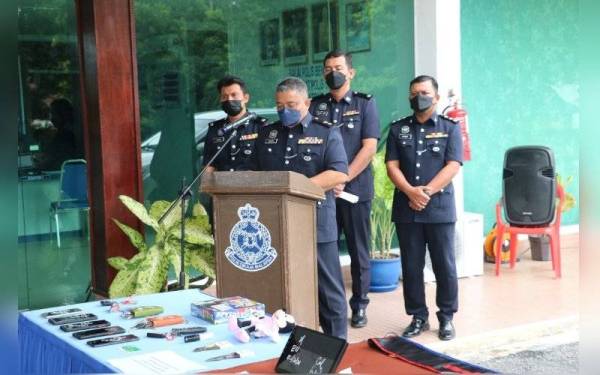 Zaiham ketika mengadakan sidang akhbar di Ibu Pejabat Polis Daerah (IPD) Bentong pada Isnin.
