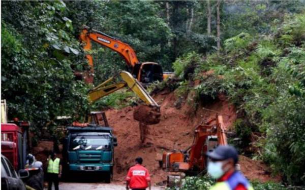Kajian bagi reka bentuk baharu struktur cerun di kawasan tanah runtuh di Simpang Pulai, Perak telah dimasukkan dalam senarai keutamaan projek bagi 2022.