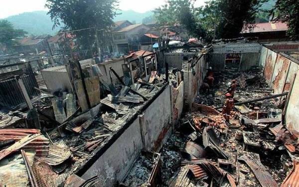 Kebakaran besar yang berlaku pada jam 1.20 pagi 31 Ogos 2019 memusnahkan 11 rumah kongsi dan 19 rumah kedai, selain turut menyebabkan kematian sepasang suami isteri warga emas.