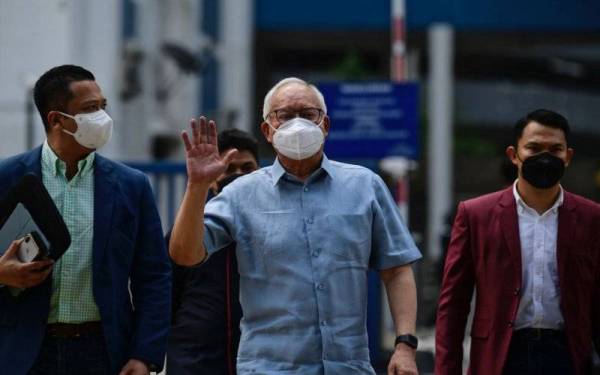 Bekas Perdana Menteri, Datuk Seri Najib Tun Razak tidak akan mengalah dan memaklumkan beliau telah mengarahkan pasukan penguambelanya memfailkan rayuan kes ke Mahkamah Persekutuan dengan segera.