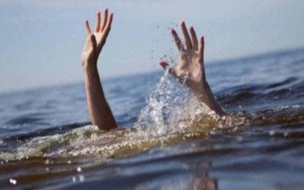 Dua nelayan dikhuatiri lemas selepas sampan yang dinaiki mereka bertembung dengan sebuah bot berdekatan jeti Tok Kuning, Kuala Perlis pada Khamis malam. - Gambar hiasan