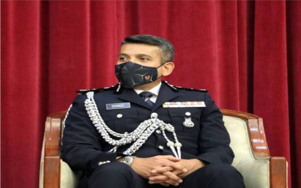 Pelantikan Nik Ezanee sebagai juruiring Perdana Menteri berkuat kuasa pada Rabu. - Foto ihsan Polis Selangor 