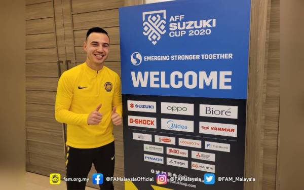 Dion Cools tiba di Singapura bagi menyertai latihan bersama skuad negara bagi mengharungi saingan Piala Suzuki AFF 2020. - Foto FAM