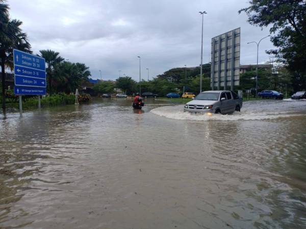 Banjir alam terkini berita shah Polis terima