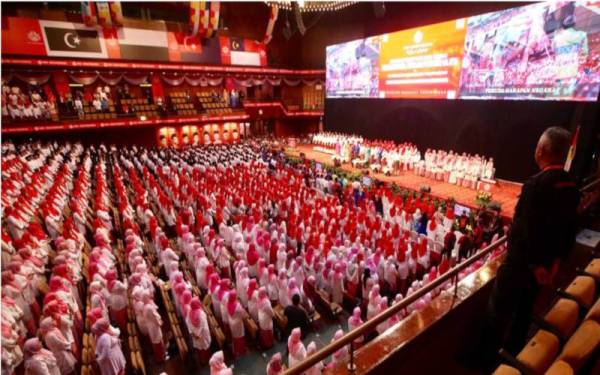 Perhimpunan Agung UMNO 2021 yang dijadualkan Januari depan ditangguhkan susulan bencana banjir.