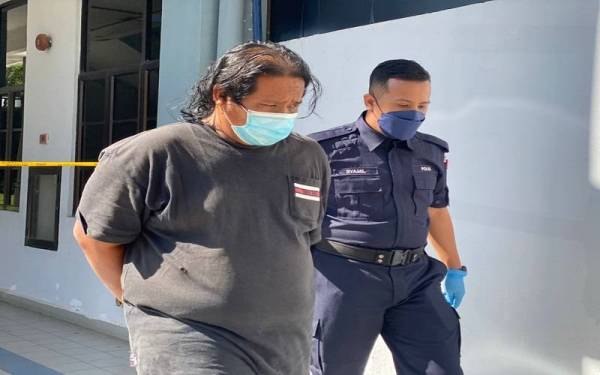 Tertuduh mengaku tidak bersalah memandu dalam pengaruh dadah sehingga gagal mengawal kenderaan dan menyebabkan kematian anggota PGA.