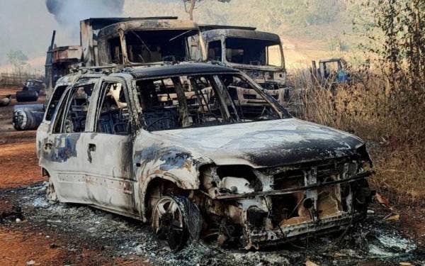 Mangsa serangan termasuk wanita dan kanak-kanak serta dua kakitangan organisasi bantuan antarabangsa ‘Save the Children’. - Foto AP
