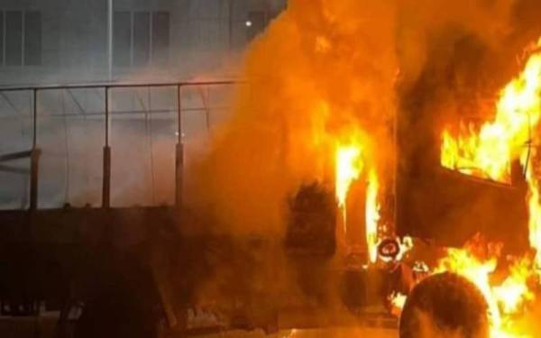 Sekurang-kurangnya empat orang terbunuh manakala 15 lagi cedera dalam kejadian letupan bom di bandar Quetta, barat daya Pakistan.