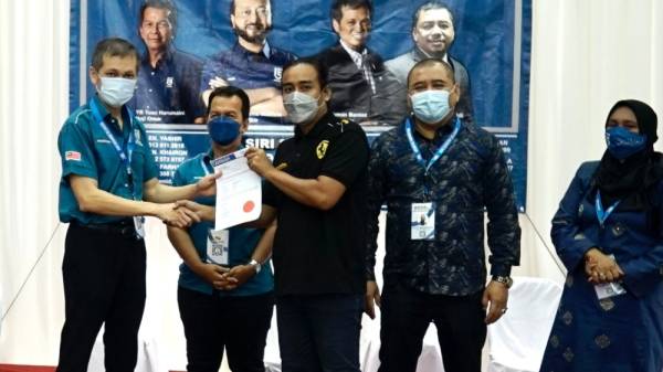 Majlis Pelancaran Program Kerja dan Latihan Perniagaan dan Kemahiran.