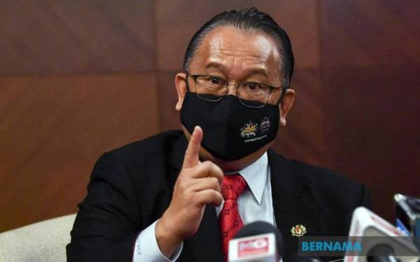 Alexander Nanta Linggi - Foto Bernama