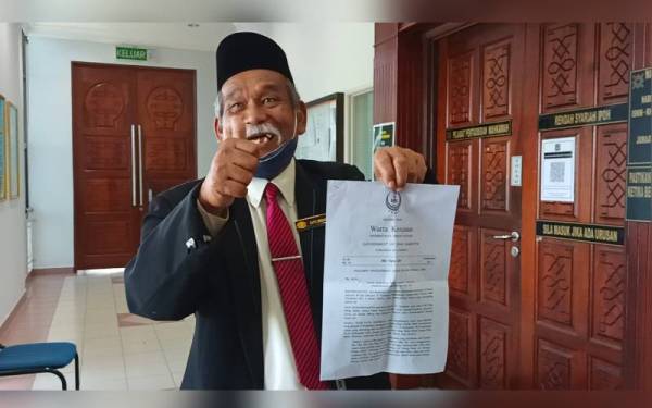 Ibrahim ketika ditemui di pekarangan Mahkamah Syariah Perak, Ipoh pada Jumaat.