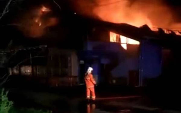 KPM akan dapatkan maklumat lengkap kes kebakaran SMK Balai Ringin.