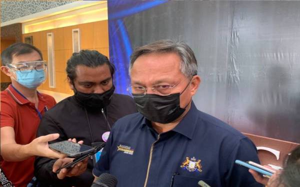 Hasni ketika ditemui pemberita pada Anugerah Keusahawanan Johor 2020 di Pusat Konvensyen Antarabangsa Persada, pada Isnin.