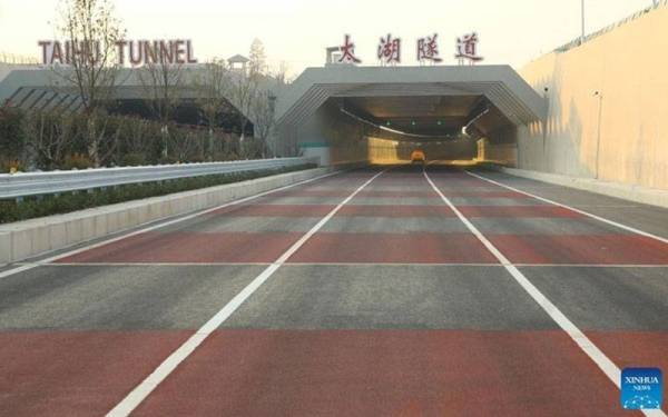 Terowongan bawah laut terpanjang di China