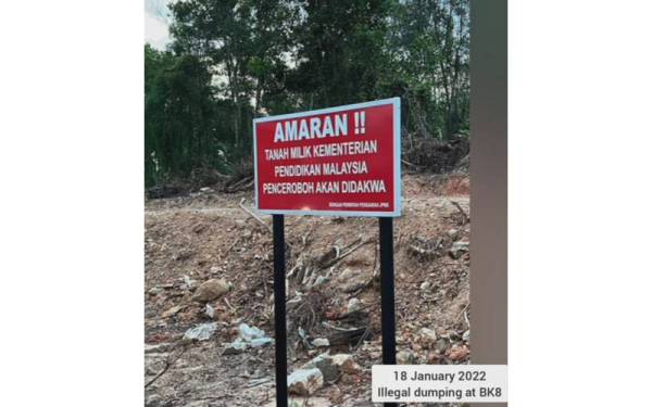 Tanda amaran dipasang bagi mengelakkan pencerobohan.