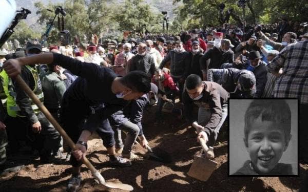 Jenazah Rayan dikebumikan di kampung Ighrane, Maghribi pada Isnin. - Foto AP