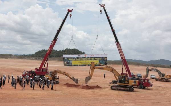 Tapak projek KRC fasa satu yang dibangunkan di daerah Padang Terap.
