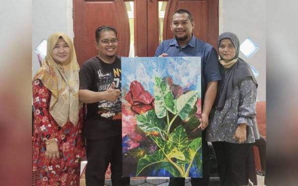 Karya Cikgu Mohd Saribunis mendapat tempat dalam kalangan peminat lukisan terutama peminat tanaman keladi hiasan.