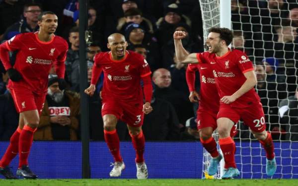 Jota meraikan jaringannya pada perlawanan berkenaan. - Foto Daily Mirror