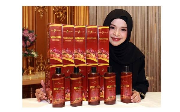 Selebriti, Noorkhiriah ketika majlis memperkenal Duta Vieura.