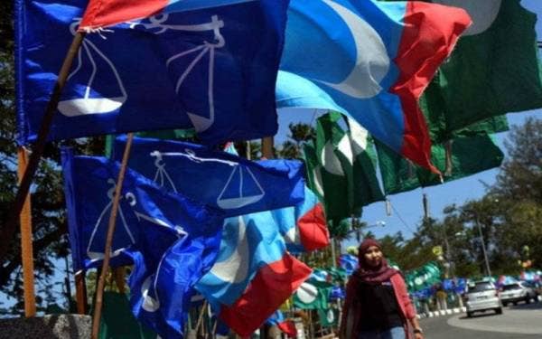 Parti-parti politik juga seharusnya menggunakan sebaiknya peluang yang terhidang ini kerana perkara seperti ini bukan selalunya muncul.