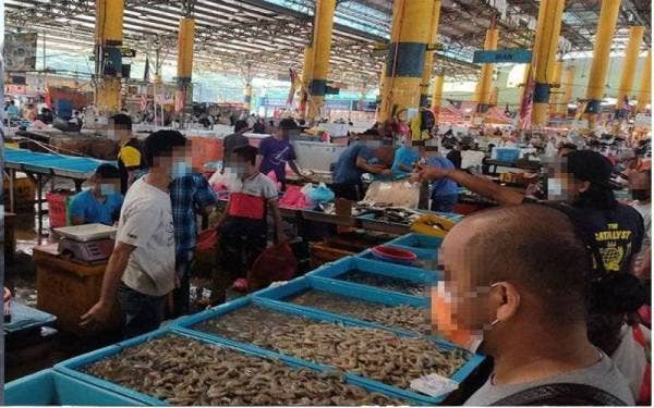 Terdapat laporan mengenai kumpulan warga asing yang kembali aktif menjalankan perniagaan secara haram di sekitar PHS dan Pasar Borong Kuala Lumpur meskipun kawasan itu pernah digempur beberapa kali oleh pihak berkuasa.