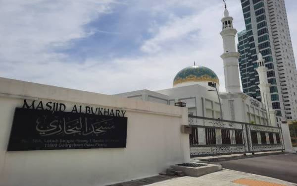 Pulau Pinang masih mengekalkan SOP sedia ada berhubung solat jemaah di masjid atau surau di negeri itu.