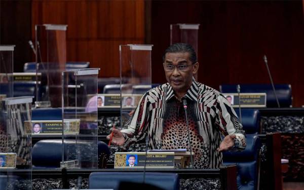 Takiyuddin pada sesi perbahasan Mesyuarat Pertama Penggal Kelima, Parlimen ke-14 di Bangunan Parlimen, pada Khamis. - Foto Bernama