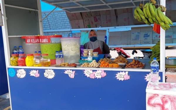 Tawaran PN untuk menghapuskan bayaran lesen dan sewa tapak perniagaan pastinya melegakan ramai penjaja dan peniaga.