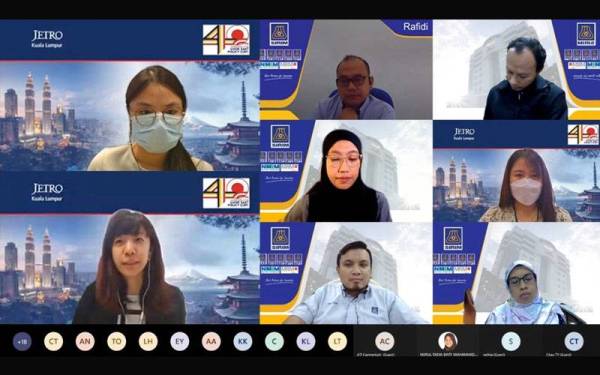 Antara peserta yang menyertai bengkel pemadanan perniagaan yang diadakan secara maya pada 9 Mac lepas.