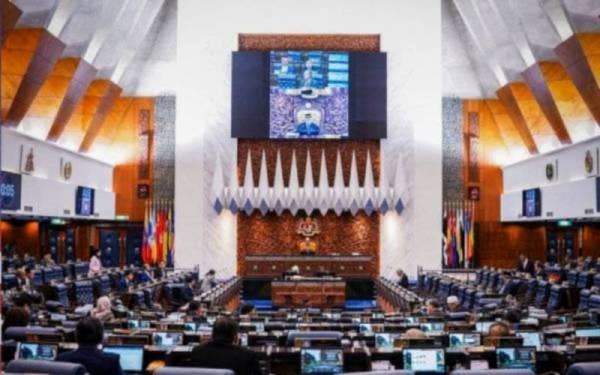 Pejabat Yang Dipertua Dewan Negara pada Jumaat memaklumkan hanya dua ahli Dewan Negara akan mengangkat sumpah pada 21 Mac ini.