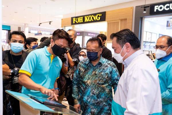 Nanta diperkenalkan kepada aplikasi baharu Lotus's Online.